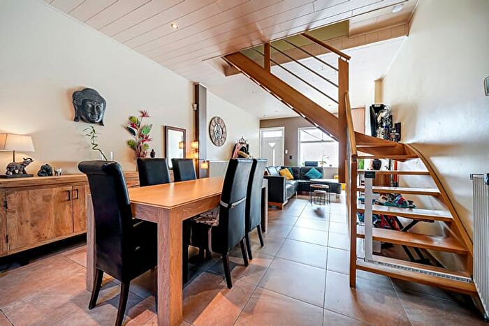 11-kamerhuis te koop in Marcinelle