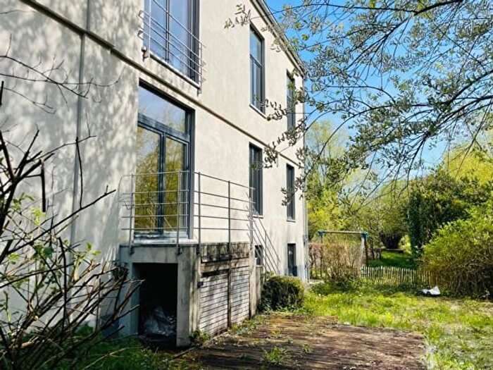 11-kamerhuis te koop in Lasne
