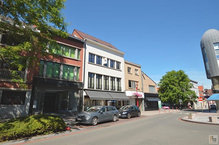 8-kamerappartement te huur in Ronse