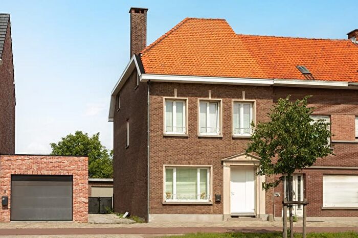 12-kamerhuis te koop in Stabroek