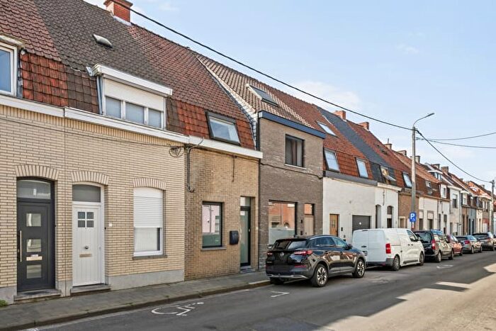 8-kamerhuis te koop in Harelbeke