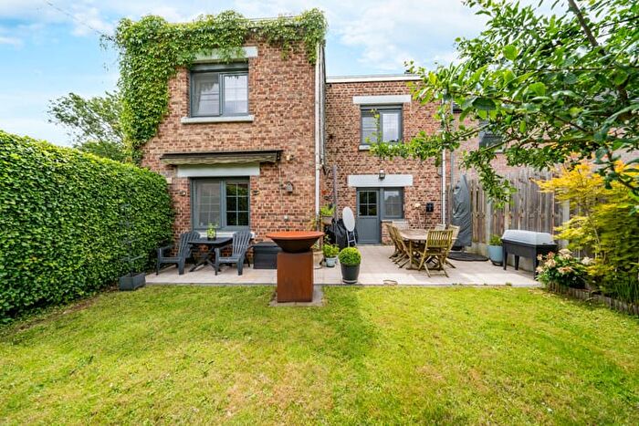 17-kamerhuis te koop in Fexhe-le-haut-clocher