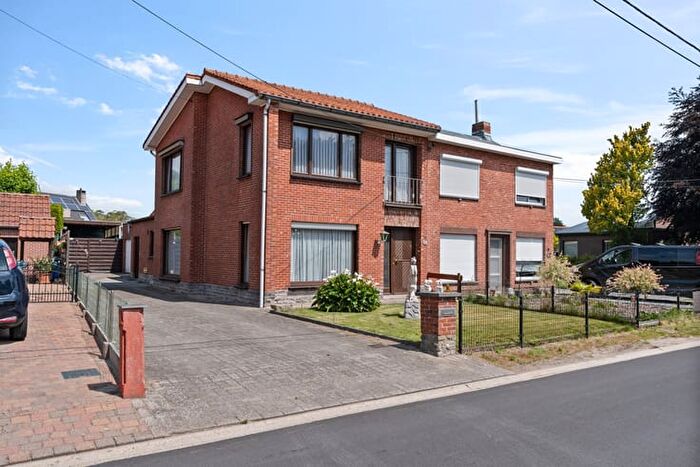 3-kamerhuis te koop in STEKENE