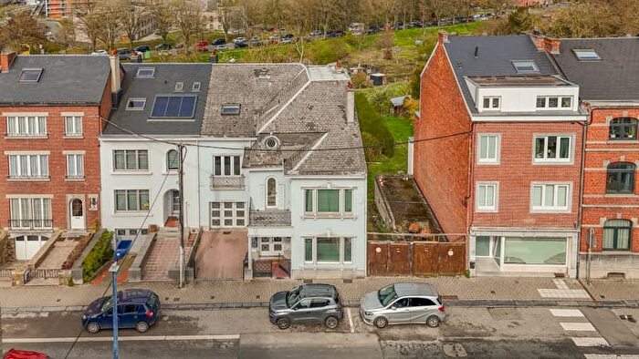 7-kamerhuis te koop in Namur