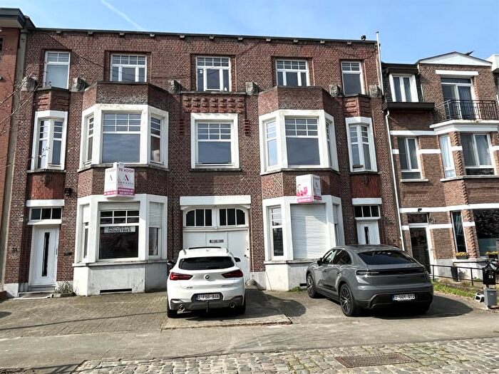 8-kamerhuis te koop in HOBOKEN