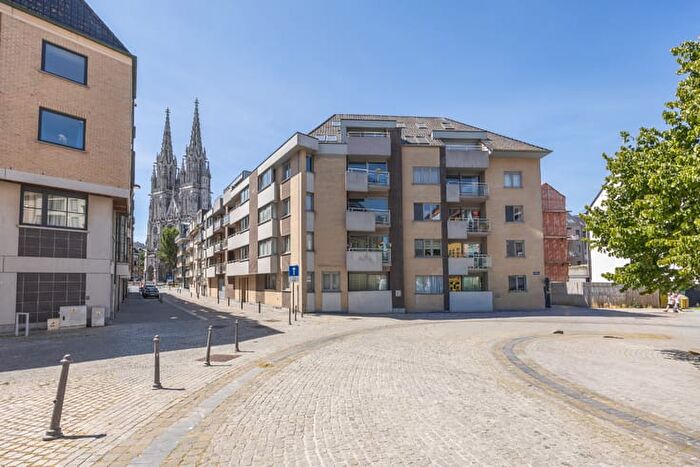 12-kamerappartement te koop in Oostende
