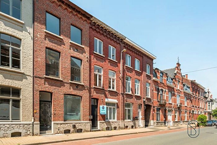 6-kamerhuis te koop in Ronse