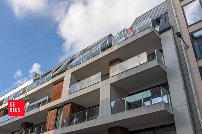 9-kamerappartement te koop in Oostende