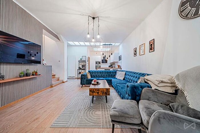 11-kamerhuis te koop in Gosselies