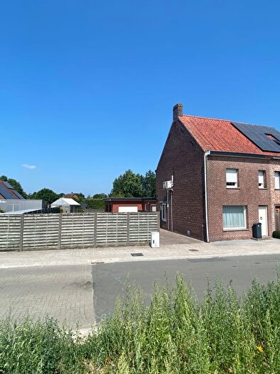 10-kamerhuis te huur in Oostrozebeke