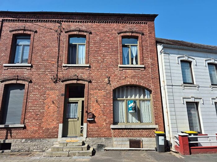 12-kamerhuis te koop in Merbes-le-Château