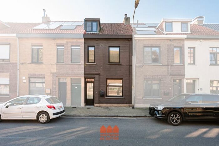 8-kamerhuis te koop in Eeklo