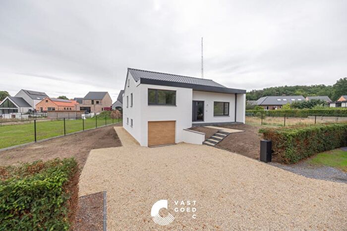 3-kamerhuis te koop in Bree