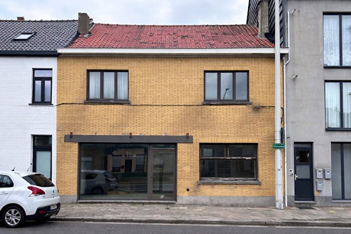9-kamerhuis te koop in Eeklo