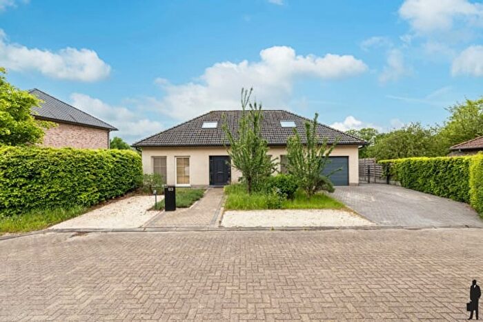 5-kamerhuis te koop in Malle