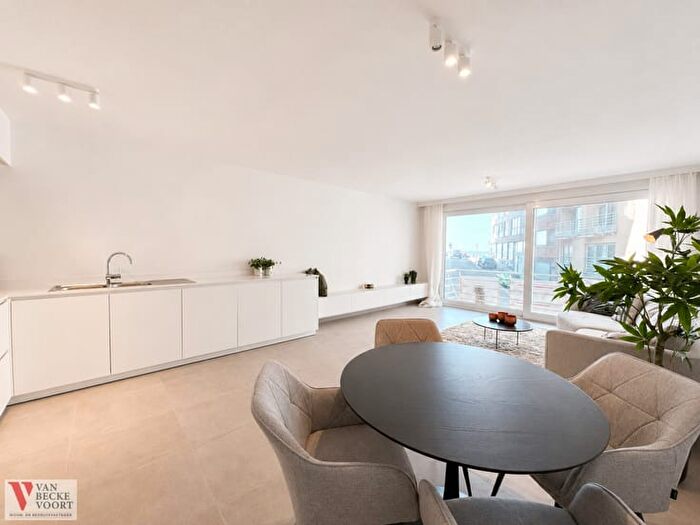 7-kamerappartement te koop in Oostende