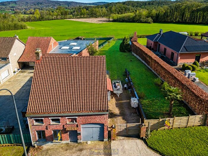 15-kamerhuis te koop in Ronse
