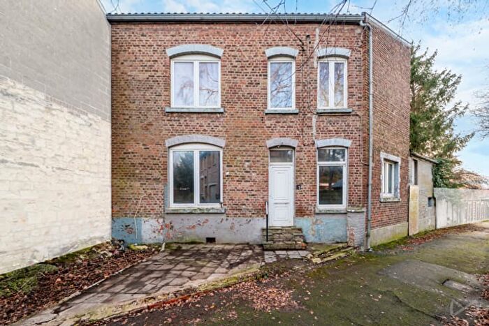 12-kamerhuis te koop in Hélécine