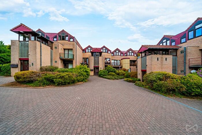 12-kamerappartement te koop in Linkebeek