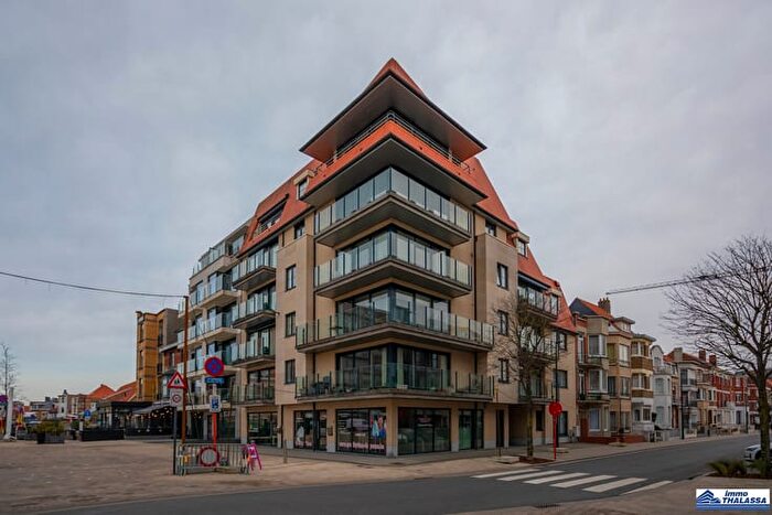 11-kamerappartement te huur in De Panne
