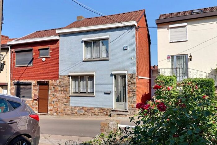 8-kamerhuis te koop in Châtelineau