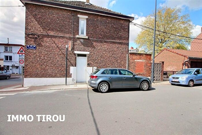 8-kamerhuis te koop in Charleroi