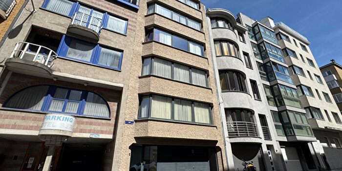10-kamerappartement te koop in Oostende