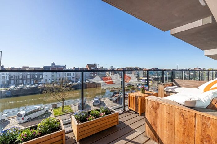 8-kamerappartement te koop in Gent