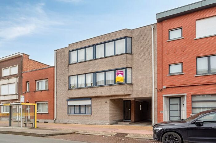 9-kamerappartement te koop in Burcht