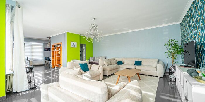 4-kamerappartement te koop in Mont-sur-Marchienne
