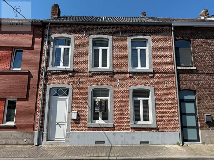 15-kamerhuis te koop in Landen