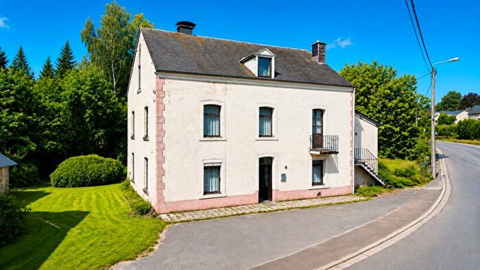 6-kamerhuis te koop in Herbeumont
