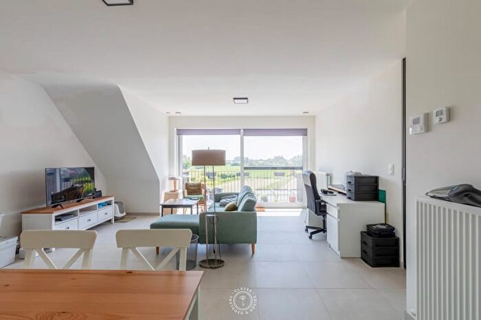 9-kamerappartement te huur in Sint-Gillis-Waas