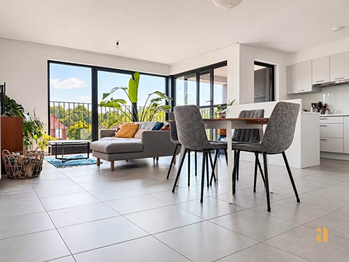 9-kamerappartement te koop in Mariakerke