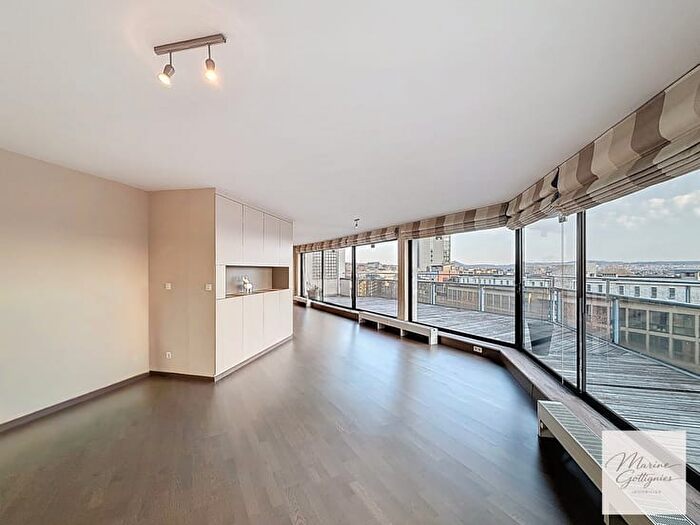 15-kamerappartement te koop in Charleroi