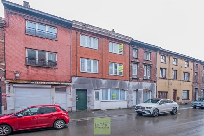 3-kamerhuis te koop in Charleroi Gilly