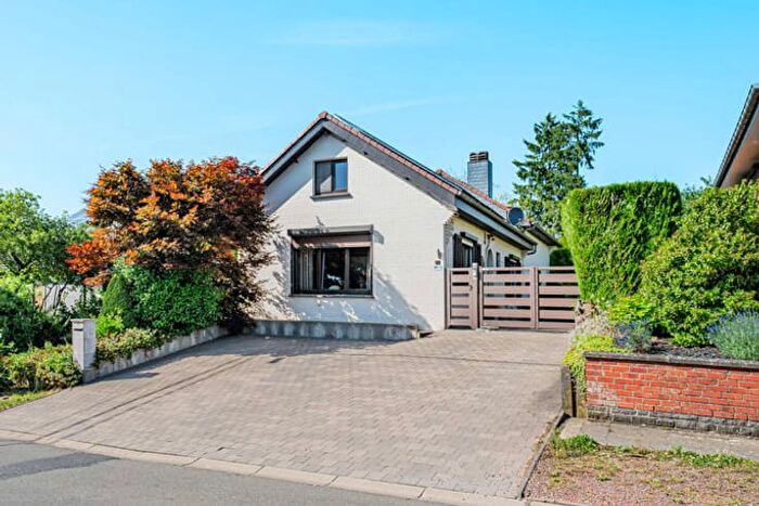 18-kamerhuis te koop in Nalinnes