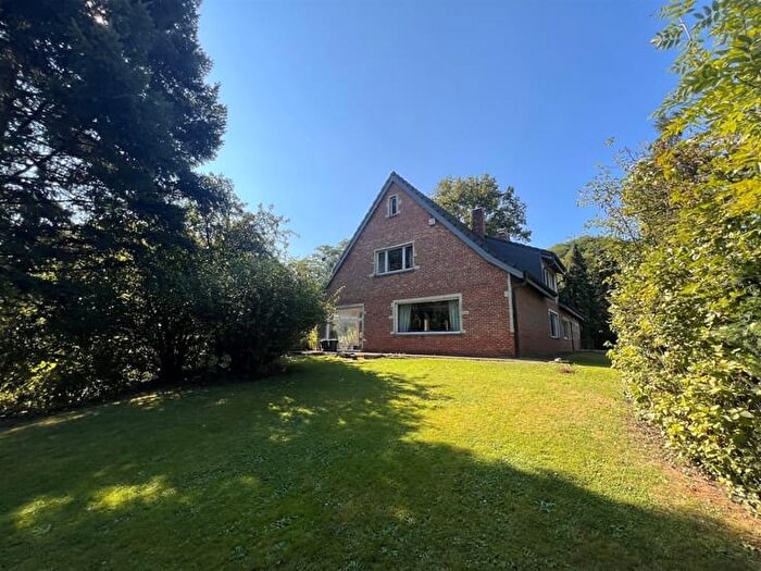 5-kamerhuis te koop in LUBBEEK