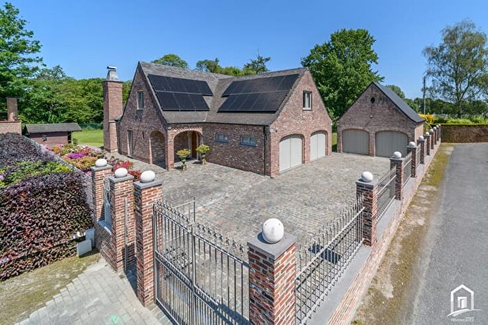 15-kamerhuis te koop in Aalst (9300)