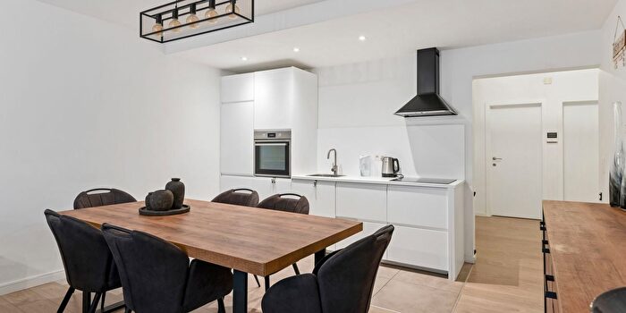 2-kamerappartement te koop in Merksem