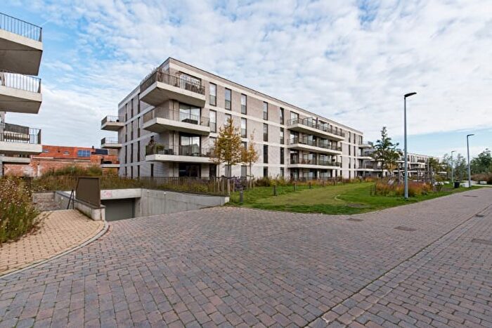 9-kamerappartement te koop in Sint-Niklaas