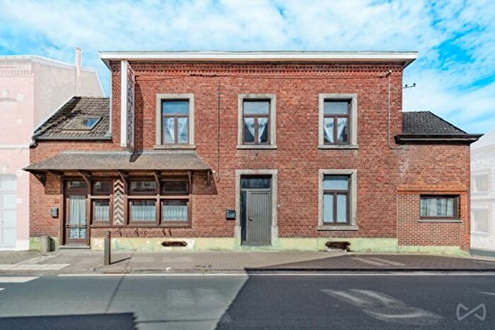 20-kamerhuis te koop in Morialmé