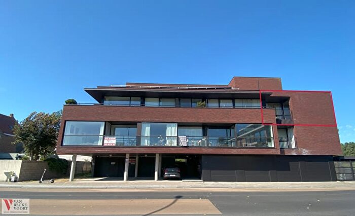 11-kamerappartement te koop in Bredene