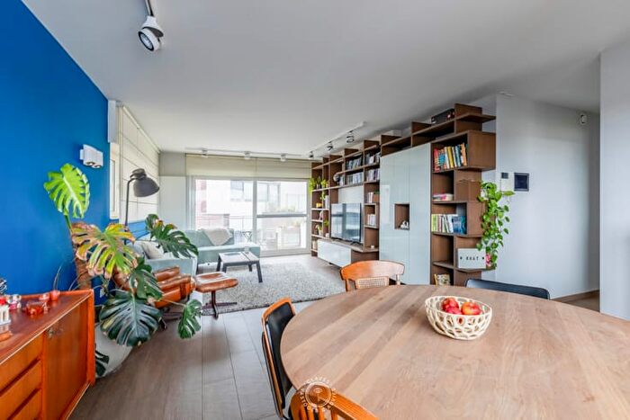10-kamerappartement te koop in Sint-Niklaas