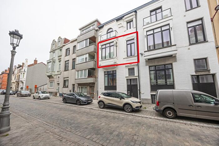 11-kamerappartement te koop in Oostende