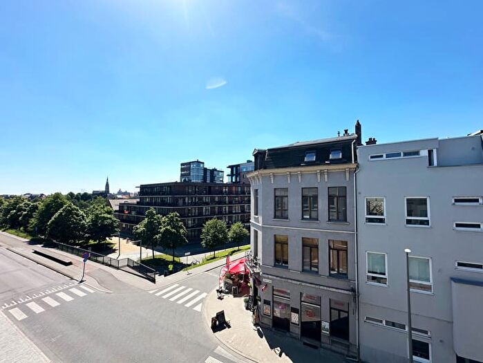 8-kamerappartement te huur in Antwerpen (2060)