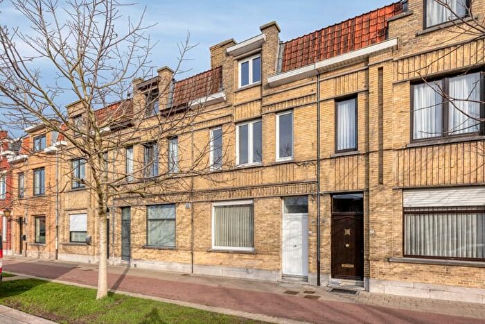 12-kamerhuis te koop in Ieper