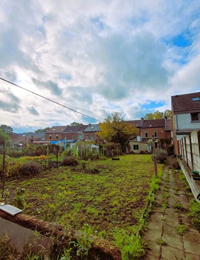 10-kamerhuis te koop in La Louvière