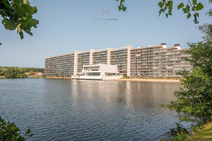 6-kamerappartement te koop in Duinbergen
