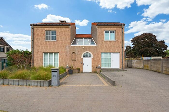 4-kamerhuis te koop in BUDINGEN